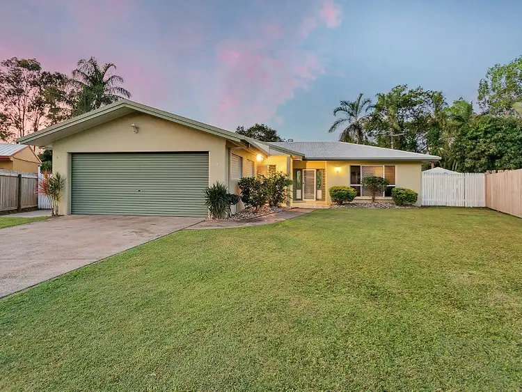 8 Hop Wah Close, Brinsmead QLD 4870