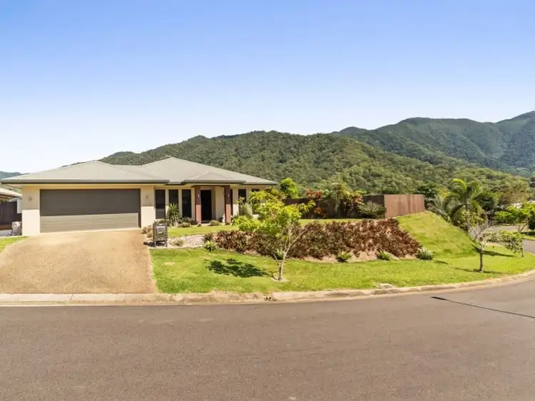 4-6 Willoughby Close, Redlynch QLD 4870