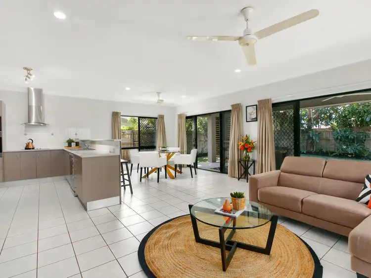 7 Imooya Place, Trinity Park QLD 4879