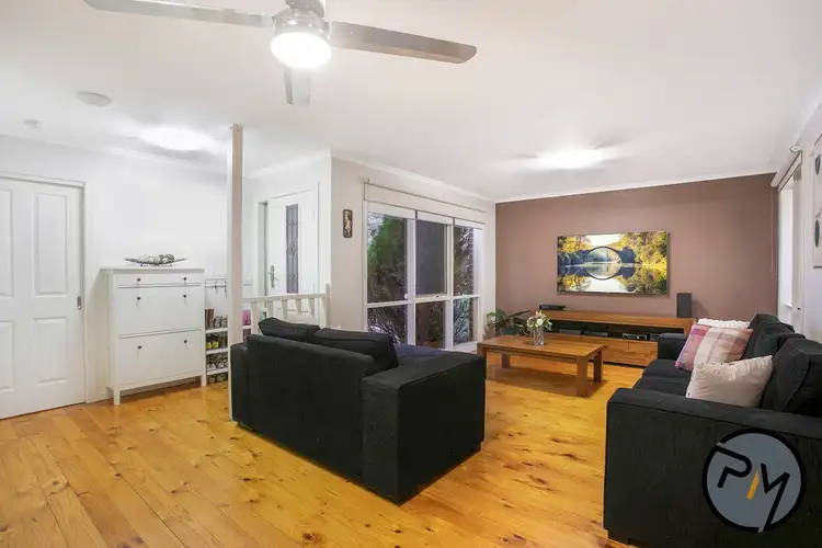 Second view of Homely house listing, 15 Argyle Court, Pakenham VIC 3810