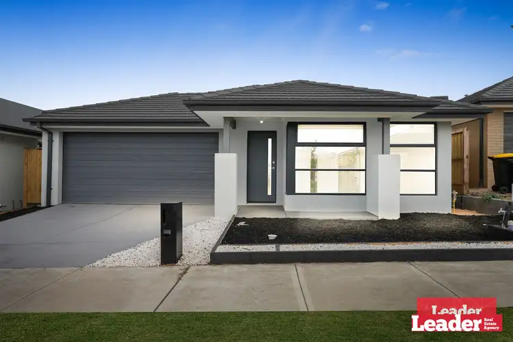 17 Wattlebird Street