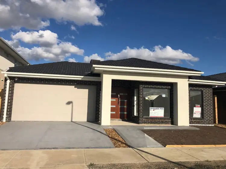 10 Brabourne Street, Mickleham VIC 3064