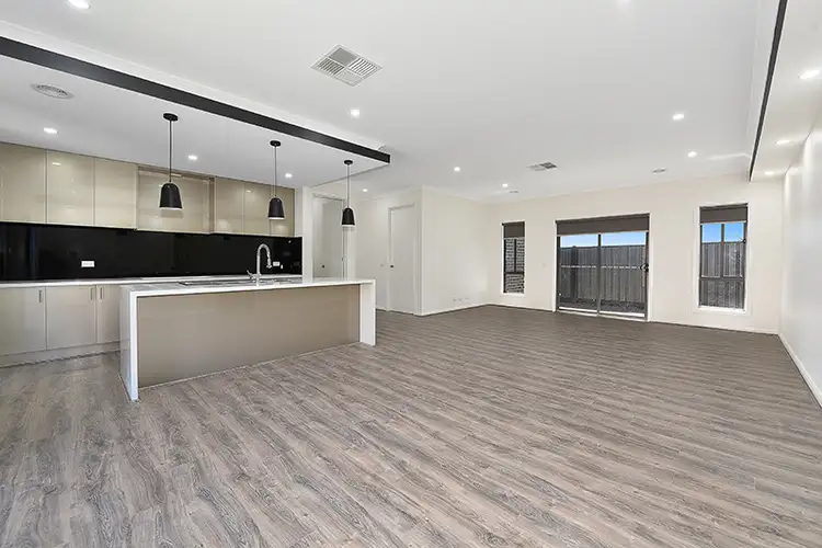 Sixth view of Homely house listing, 3 Gundagai Circuit, Kalkallo VIC 3064