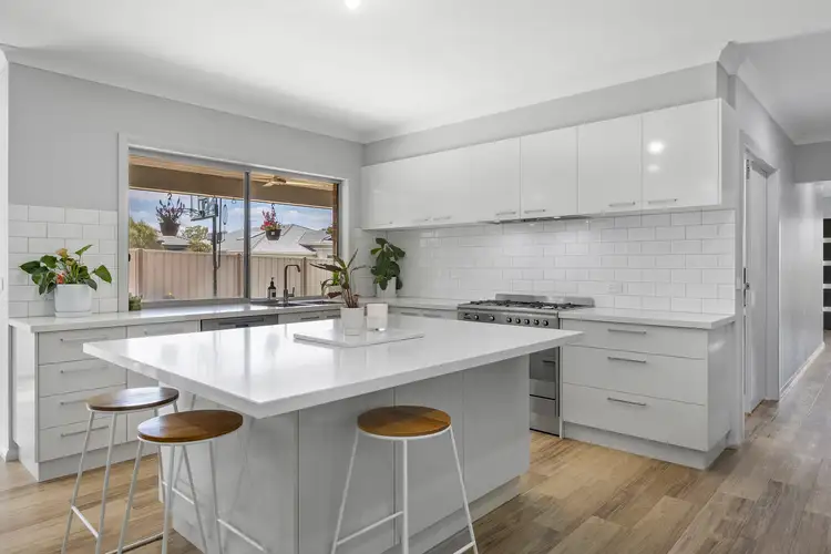 Fourth view of Homely house listing, 1 Bristol Way, Ascot VIC 3551