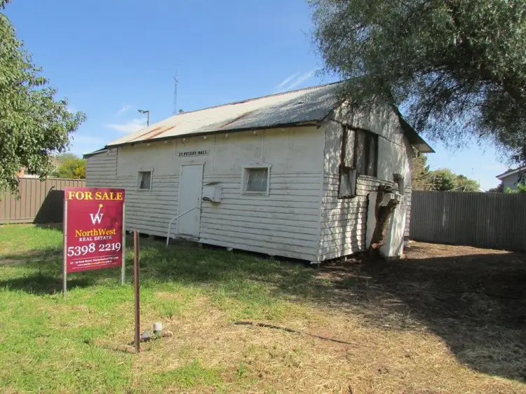 17 Gladstone Street, Beulah VIC 3395
