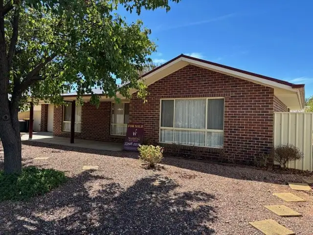 3/1 Lewis St, Donald VIC 3480