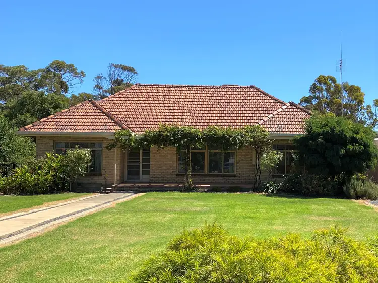 40 McCracken Ave, Donald VIC 3480