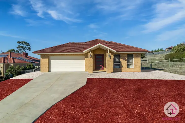Main view of Homely house listing, 19 Aurina Drive, Hidden Valley VIC 3756