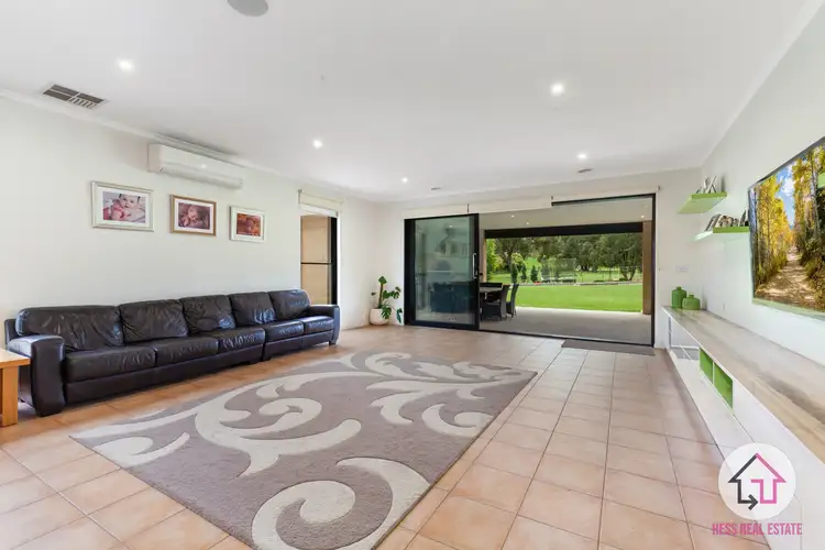Sixth view of Homely house listing, 2 Arno Court, Hidden Valley VIC 3756