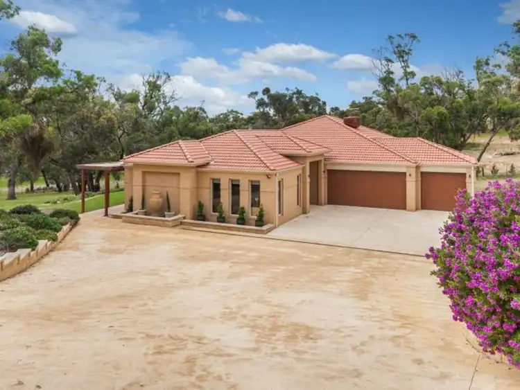 9 Arno Court, Hidden Valley VIC 3756