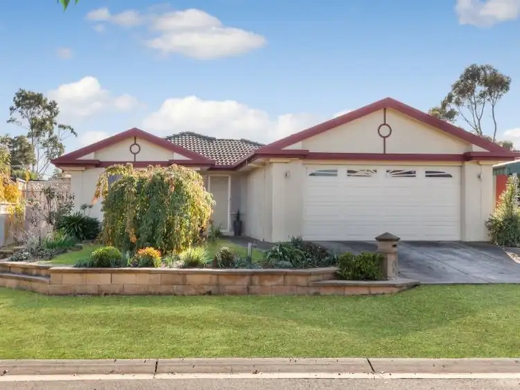 8 Nash Court, Wallan VIC 3756