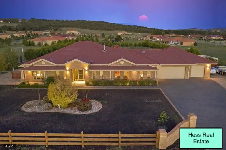 Main view of Homely house listing, 26 Cavallo Cres, Hidden Valley VIC 3756