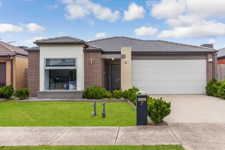 7 Buckland Hill Drive, Wallan VIC 3756