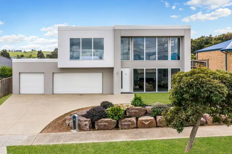 Main view of Homely house listing, 5 Banksia Place, Wallan VIC 3756