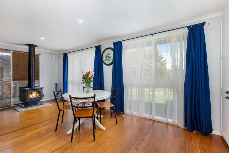 Fifth view of Homely house listing, 6 Coustley Close, Wallan VIC 3756