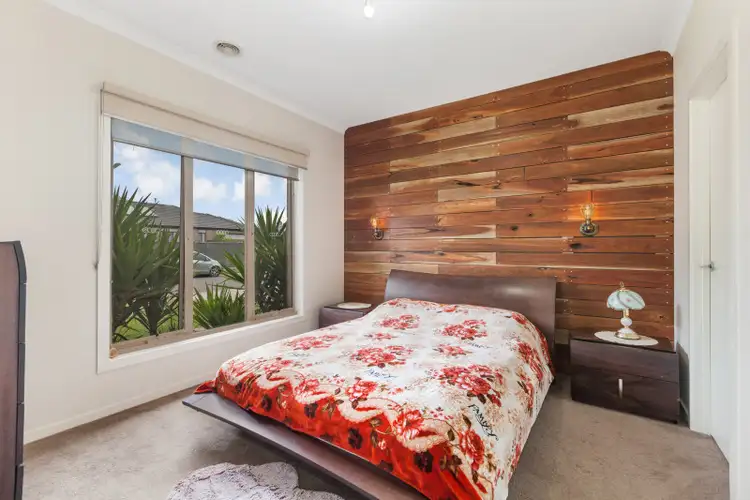 Sixth view of Homely house listing, 17 Kirribilli Crescent, Wallan VIC 3756