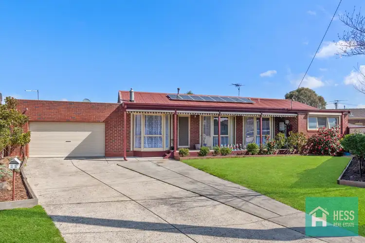 Main view of Homely house listing, 11 Ipswich Place, Craigieburn VIC 3064