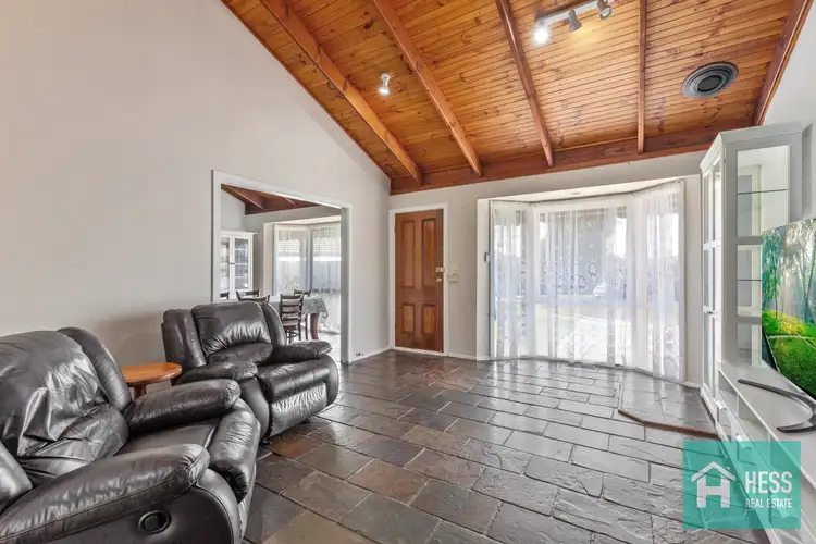 Fourth view of Homely house listing, 11 Ipswich Place, Craigieburn VIC 3064