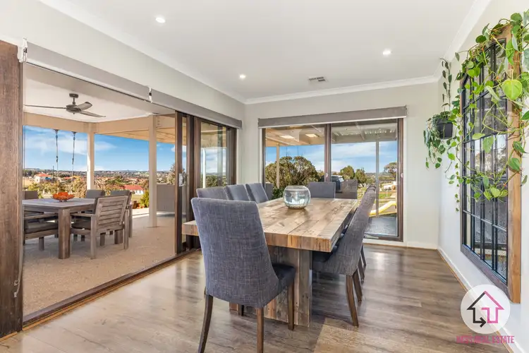 Fifth view of Homely house listing, 28 Lucca Way, Hidden Valley VIC 3756