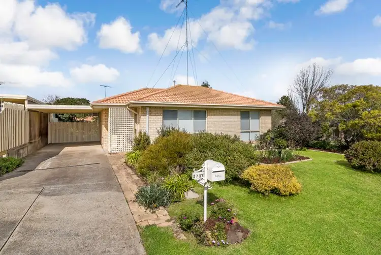 2/17 Jandarew Court, Kilmore VIC 3764