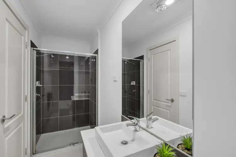 Third view of Homely house listing, 15 Hound Court, Pakenham VIC 3810