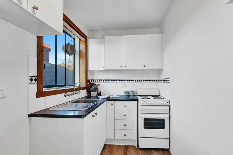 Fifth view of Homely apartment listing, 4/6 Trinity Street, Brunswick VIC 3056