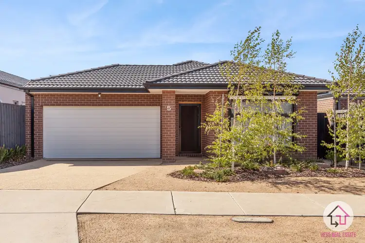 Main view of Homely house listing, 5 kingfisher way, Wallan VIC 3756