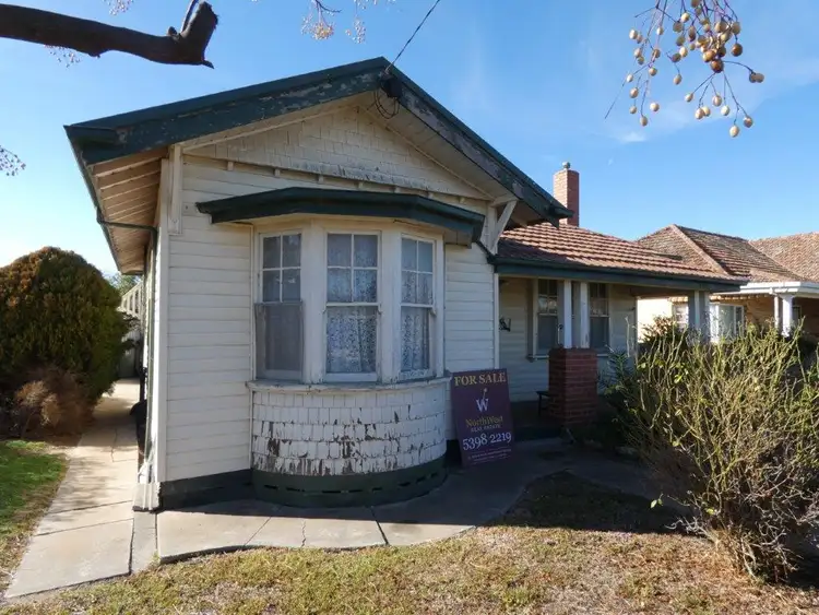 41 Charles St, Jeparit VIC 3423
