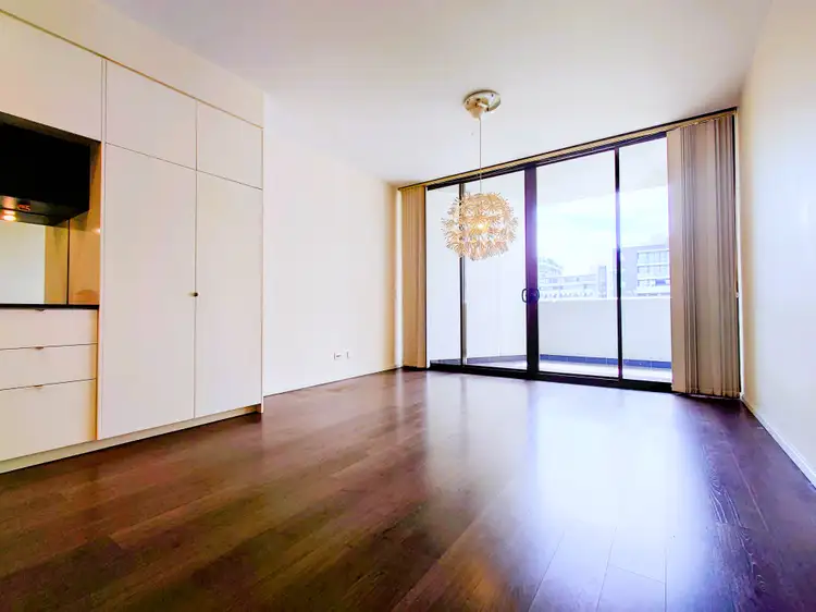 Fifth view of Homely apartment listing, L3/2 Victoria Park Parade, Zetland NSW 2017
