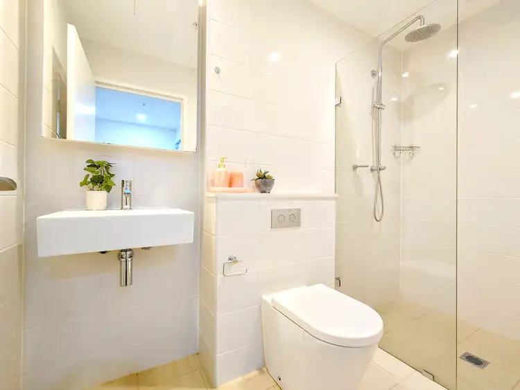 Sixth view of Homely apartment listing, 302/15 Gadigal Ave, Zetland NSW 2017