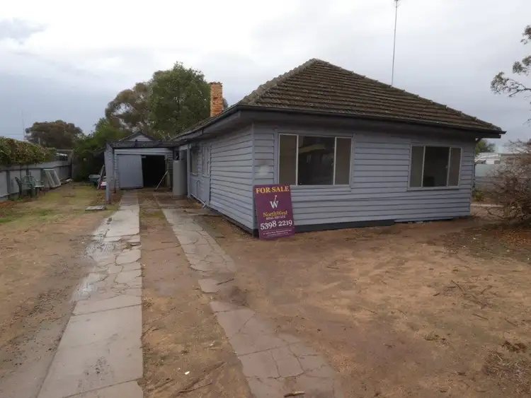 50 Phillips St, Beulah VIC 3395