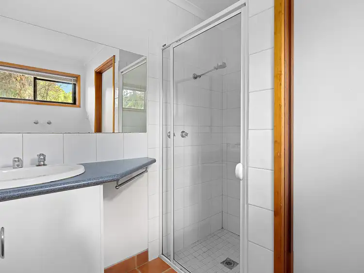 Fifth view of Homely unit listing, 2/52 Happy Valley Road, Ironbark VIC 3550