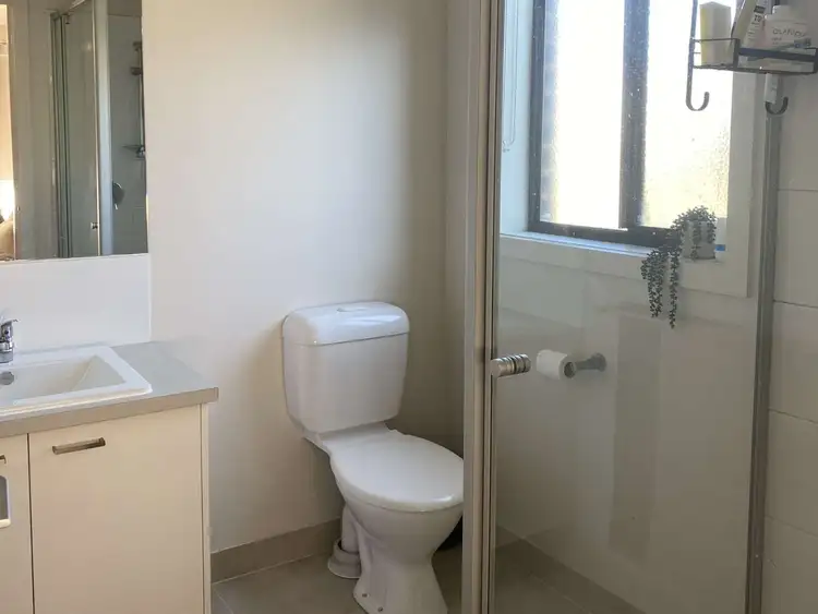 Fifth view of Homely house listing, 8 Ivory Street, Epsom VIC 3551