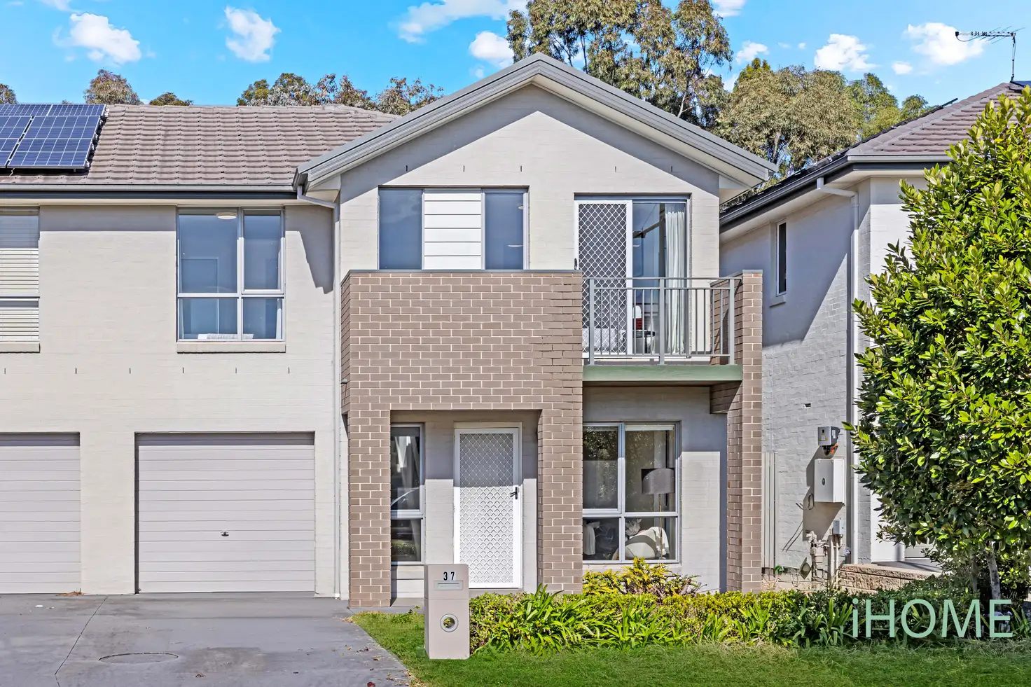 Main view of Homely semi-detached listing, 37 Lookout Circuit, Stanhope Gardens NSW 2768