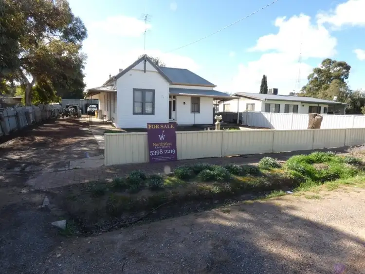 21 Bell St, Beulah VIC 3395