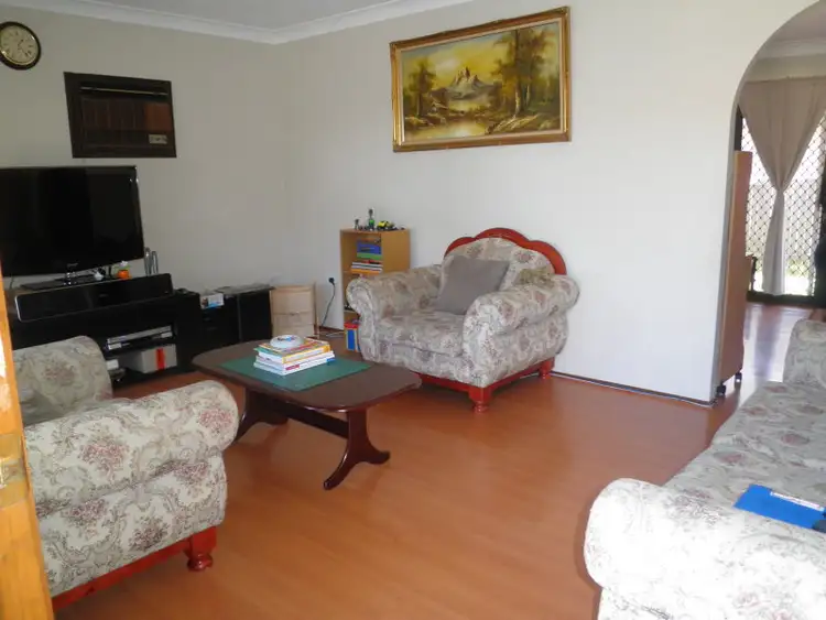Second view of Homely villa listing, 1/8 Woodvale Close, Plumpton NSW 2761