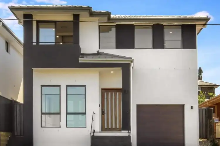 14A Targo Road, Girraween NSW 2145