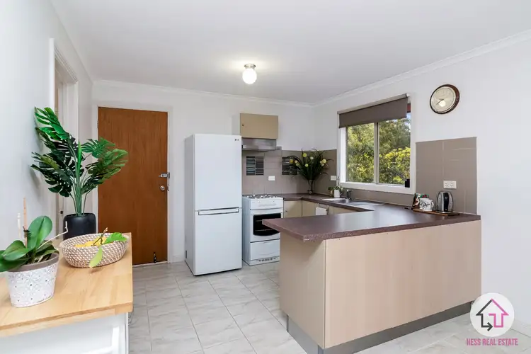 Fourth view of Homely house listing, 9 Elizabeth Court, Waterford Park VIC 3658