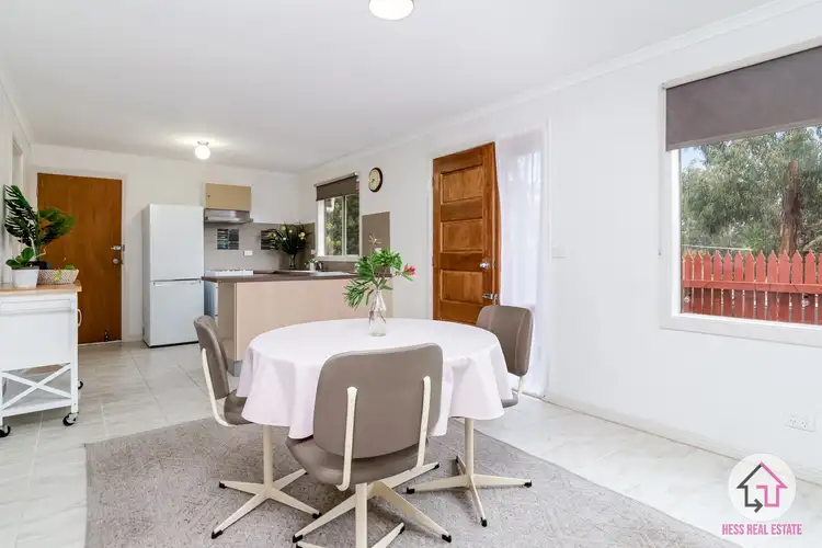 Fifth view of Homely house listing, 9 Elizabeth Court, Waterford Park VIC 3658
