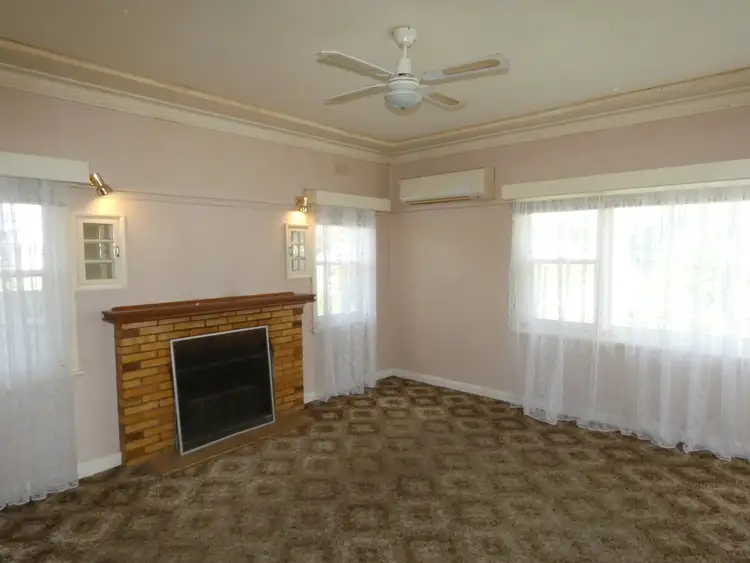 Second view of Homely house listing, 5 Bell St, Beulah VIC 3395