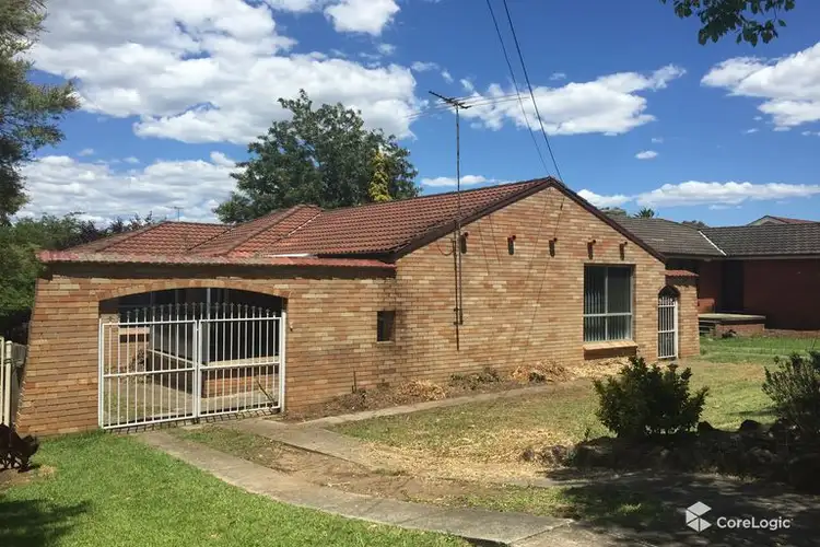 11 Warrimoo Drive, Quakers Hill NSW 2763