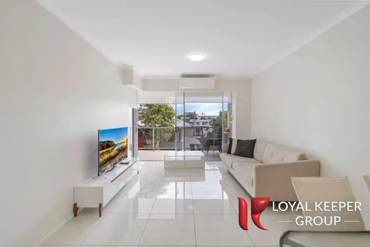 Fourth view of Homely apartment listing, 202/8 Norman Street, Southport QLD 4215