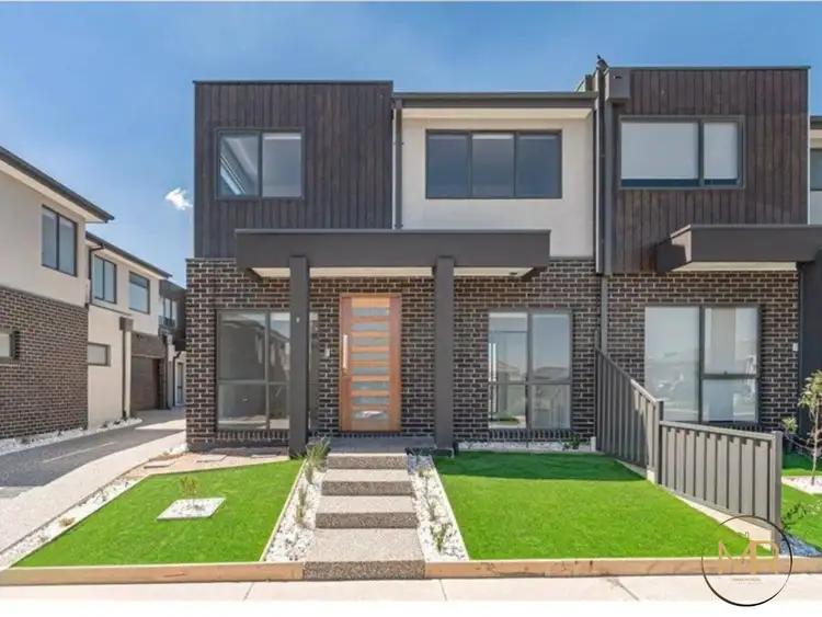 Main view of Homely unit listing, 2/65 Dawnview Crescent, Roxburgh Park VIC 3064