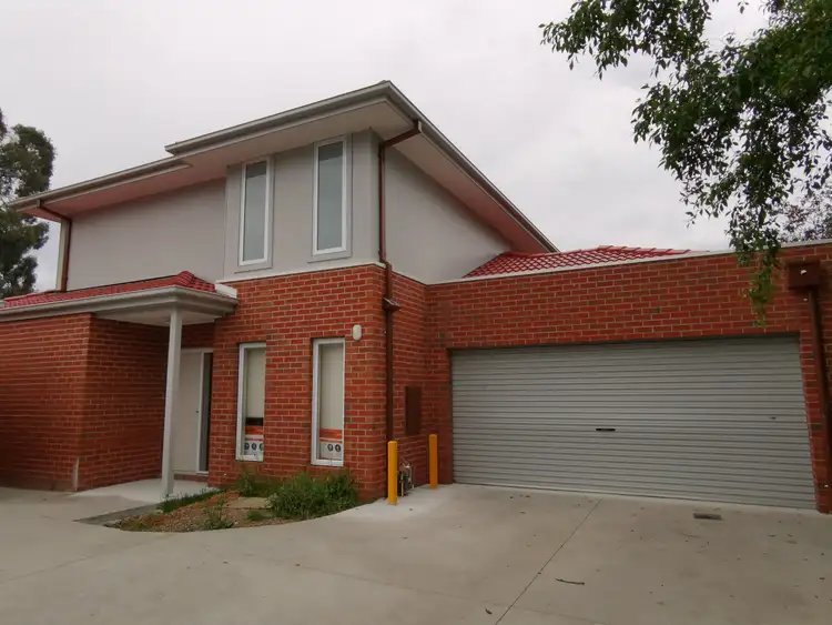 2/7 Nobelius Avenue, Narre Warren VIC 3805