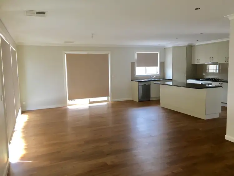 Third view of Homely townhouse listing, 3/6 Anne Street, Wodonga VIC 3690