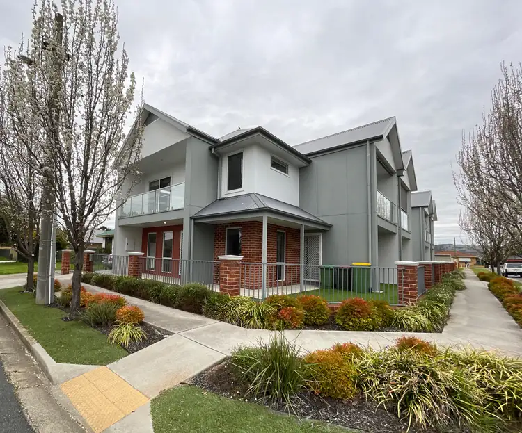 17 Swan Street, Wodonga VIC 3690
