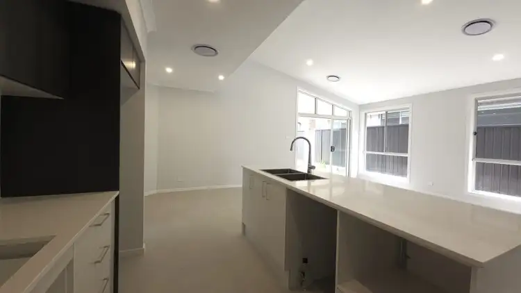 Fifth view of Homely house listing, 18 Stringybark rd, Oakville NSW 2765