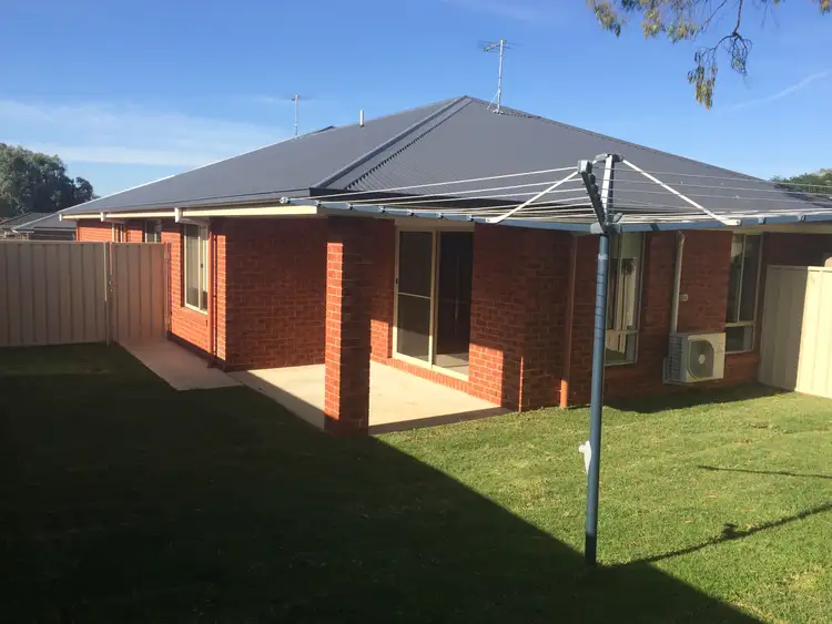 20B Bevington Bend, Lavington NSW 2641