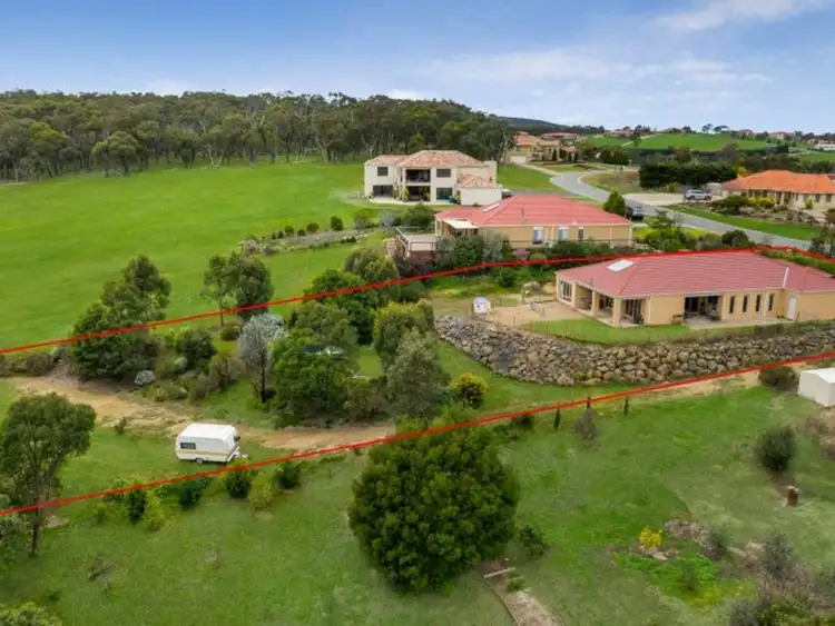 84 Valley Drive, Hidden Valley VIC 3756