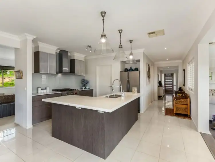 Fifth view of Homely house listing, 84 Valley Drive, Hidden Valley VIC 3756